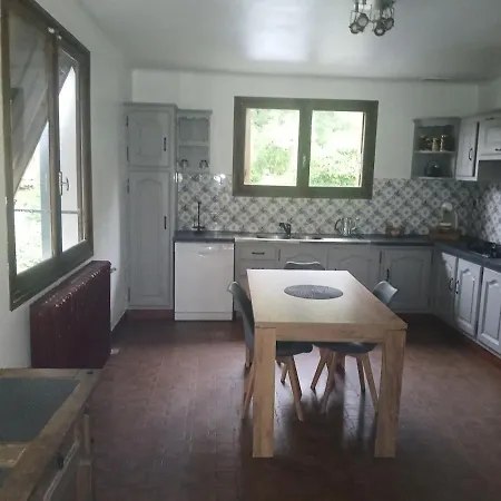 Maison Familiale *